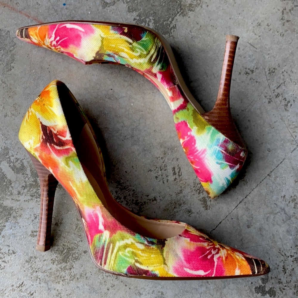 GUESS by Marciano Floral Pointed Toe Heels